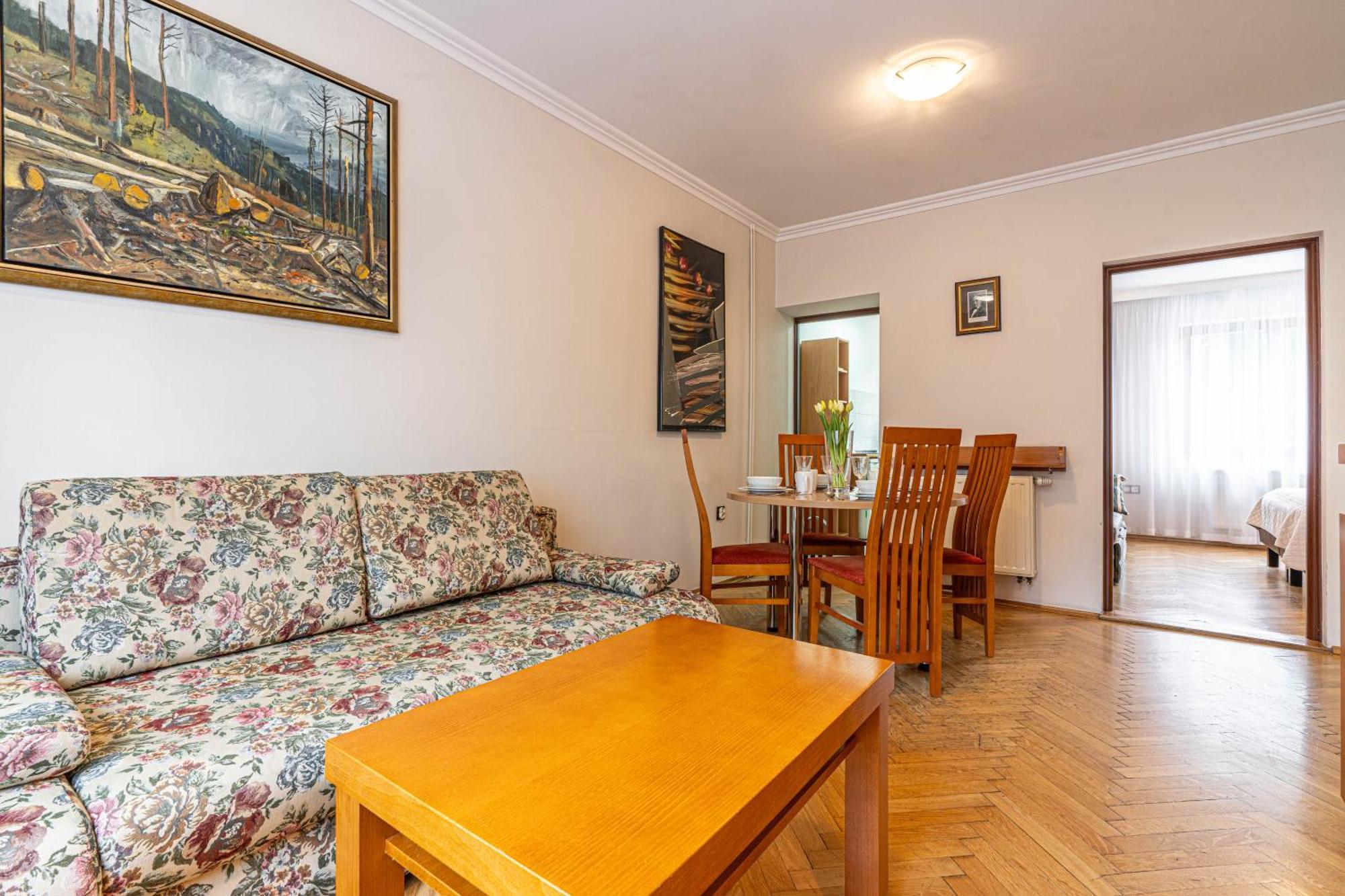 Aparthotel Ornak *